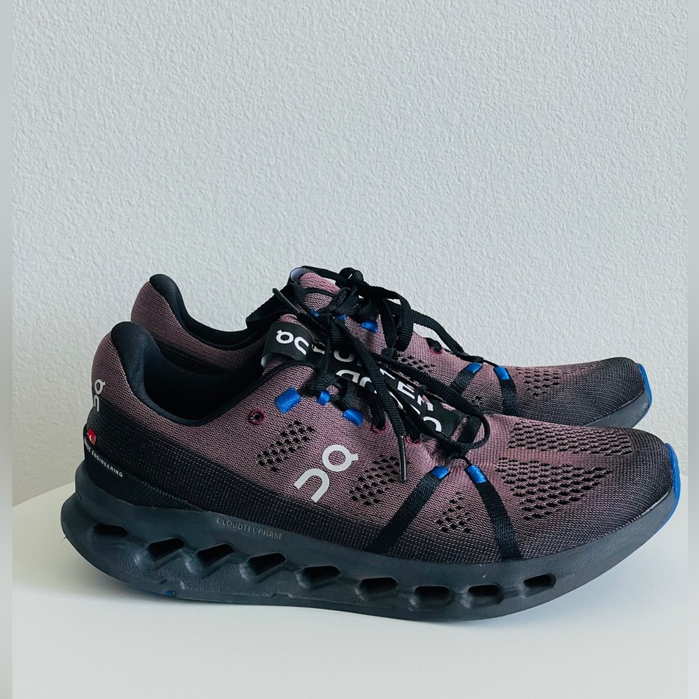 On Cloudsurfer Running Black and Blue Athletic Shoes with CloudTec size 8.5 - Picture 6 of 16